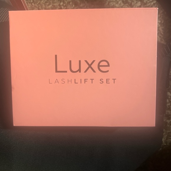 Luxe Lashlift Set - Picture 2 of 4
